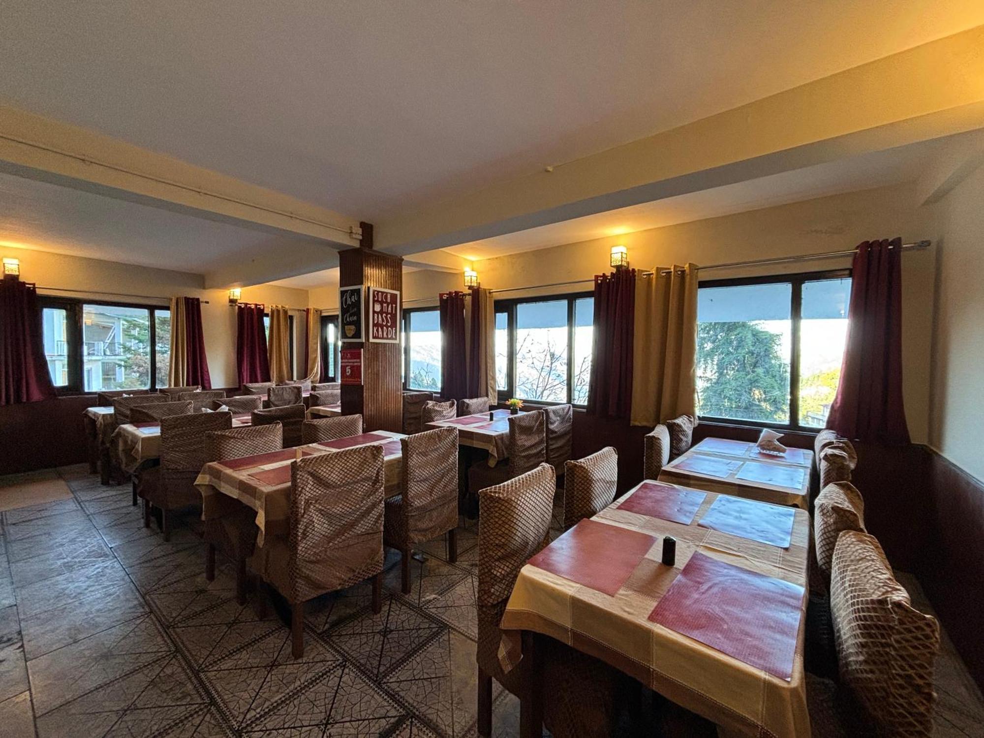 Kumaon Roop Resort Near Kainchi Dham ナイニタール エクステリア 写真