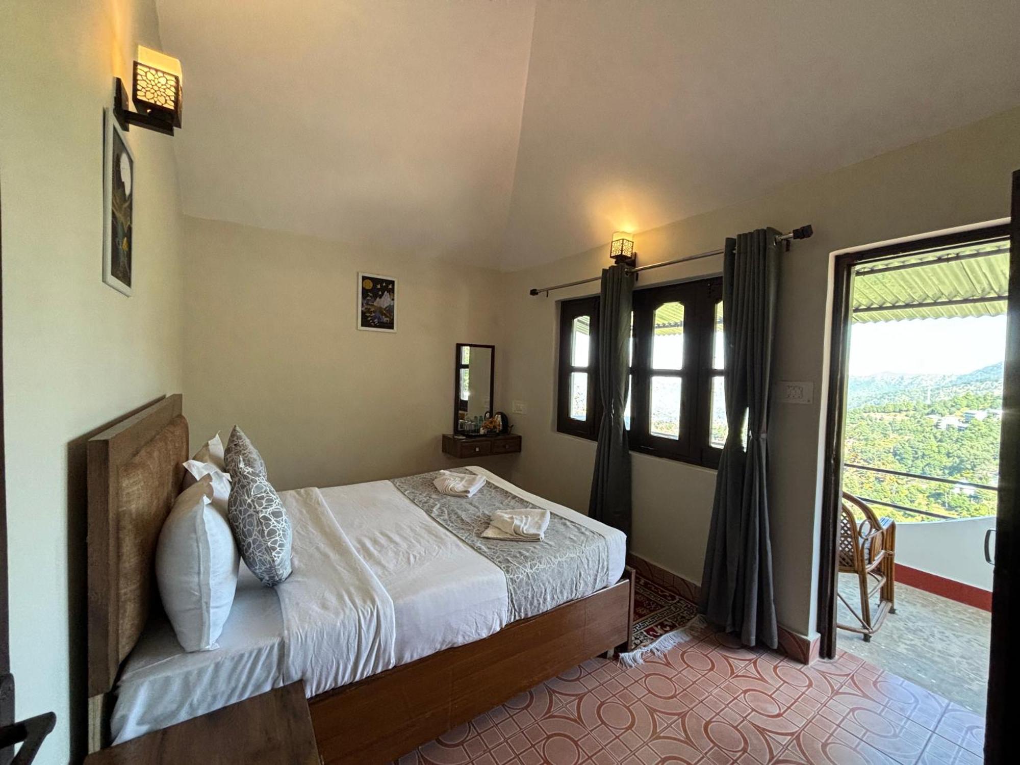 Kumaon Roop Resort Near Kainchi Dham ナイニタール エクステリア 写真